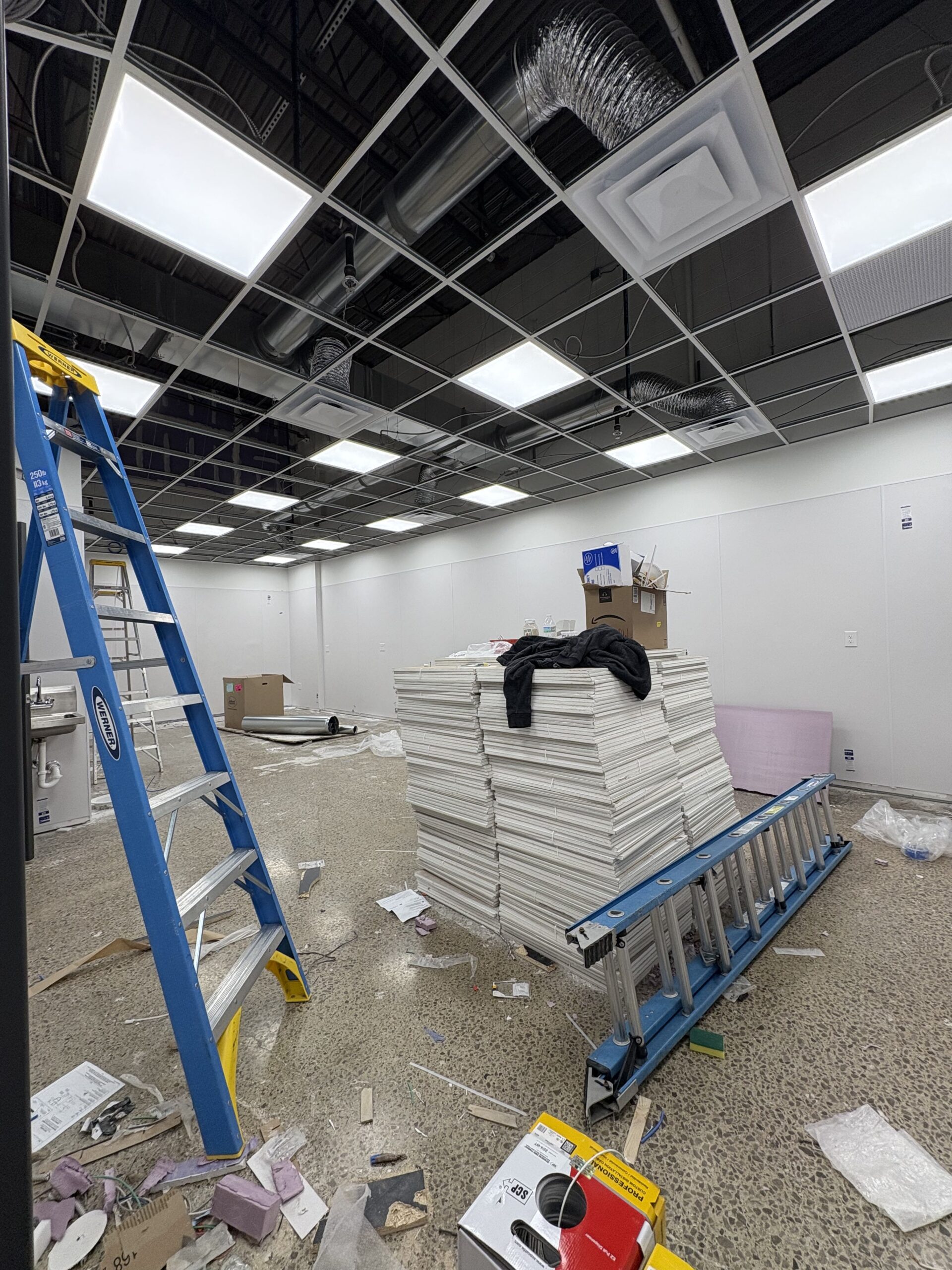 Gatsby Dispensary project photo 6 — Sheker Construction